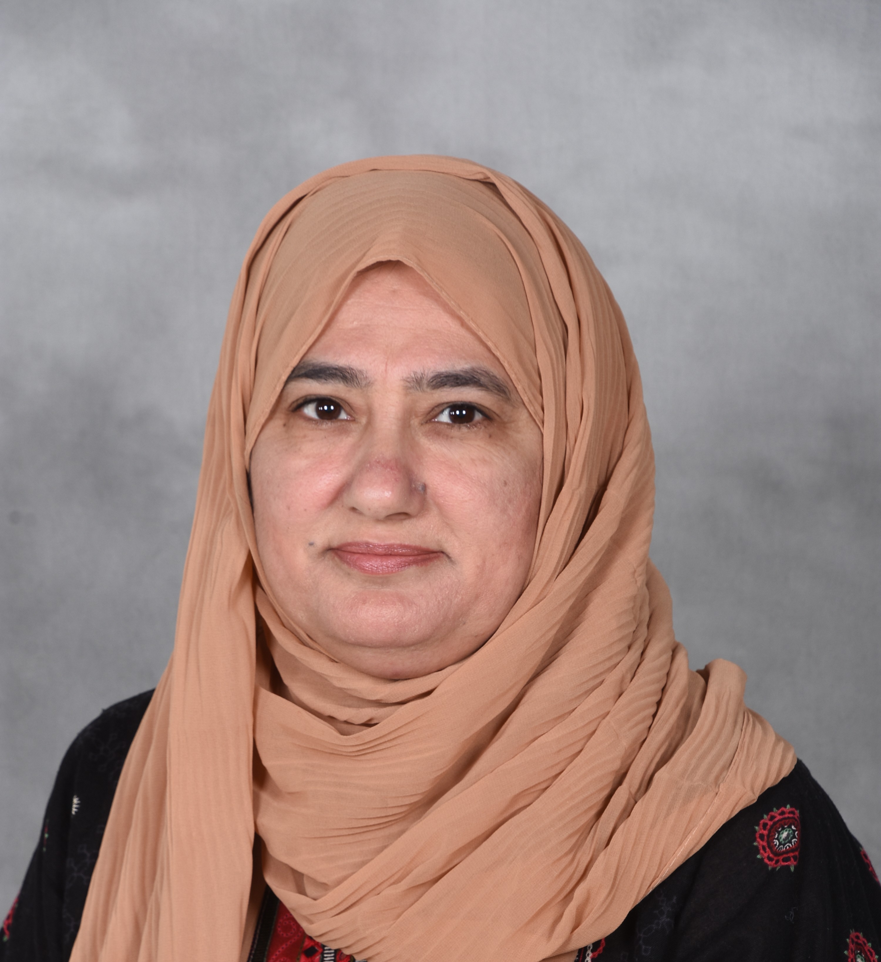 Mrs Tariq